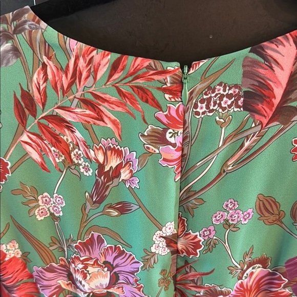 Gibson Latimer Green Floral Midi Dress - Picture 6 of 6